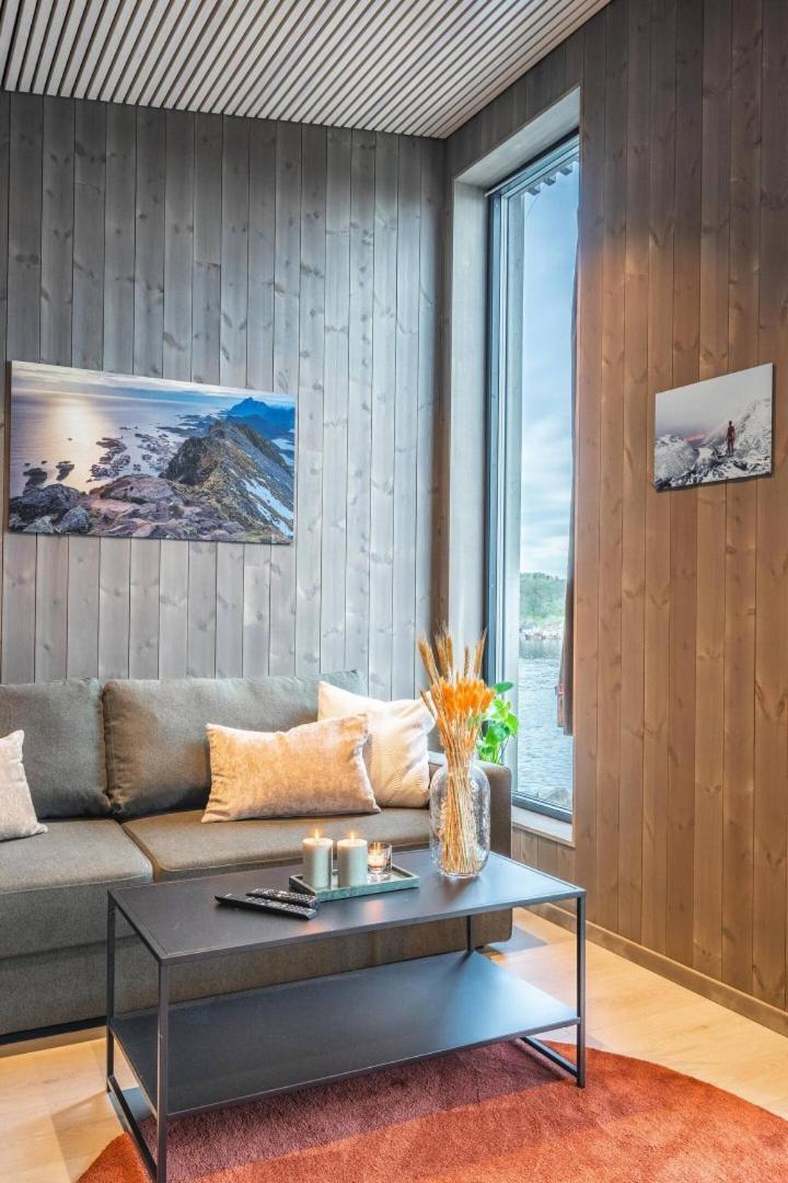 Modern By The Sea In Appartement *