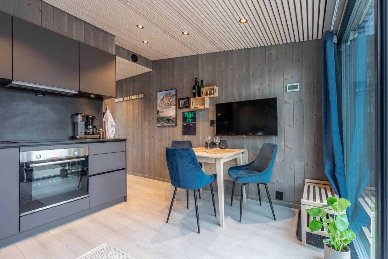 Modern By The Sea In